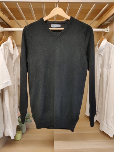 Small black jumper sweater - m&s,